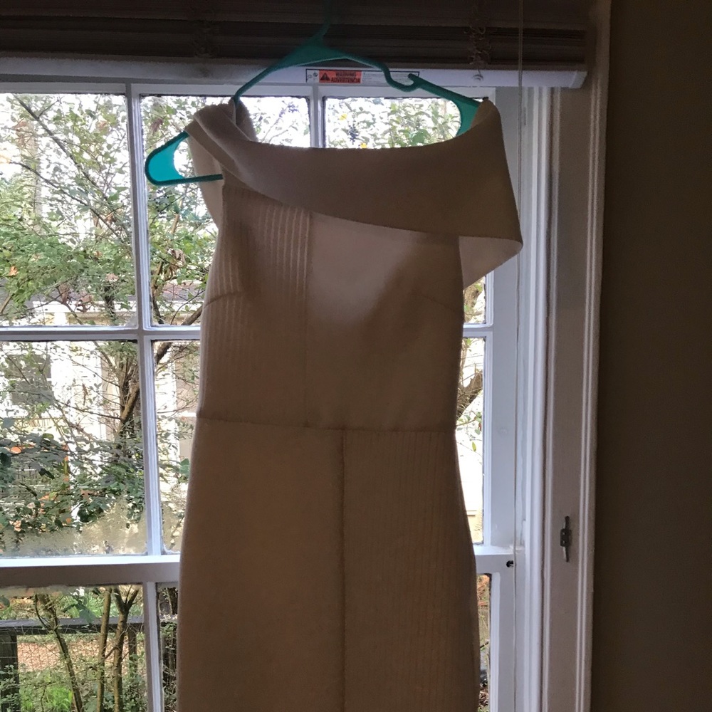 White strapless dress